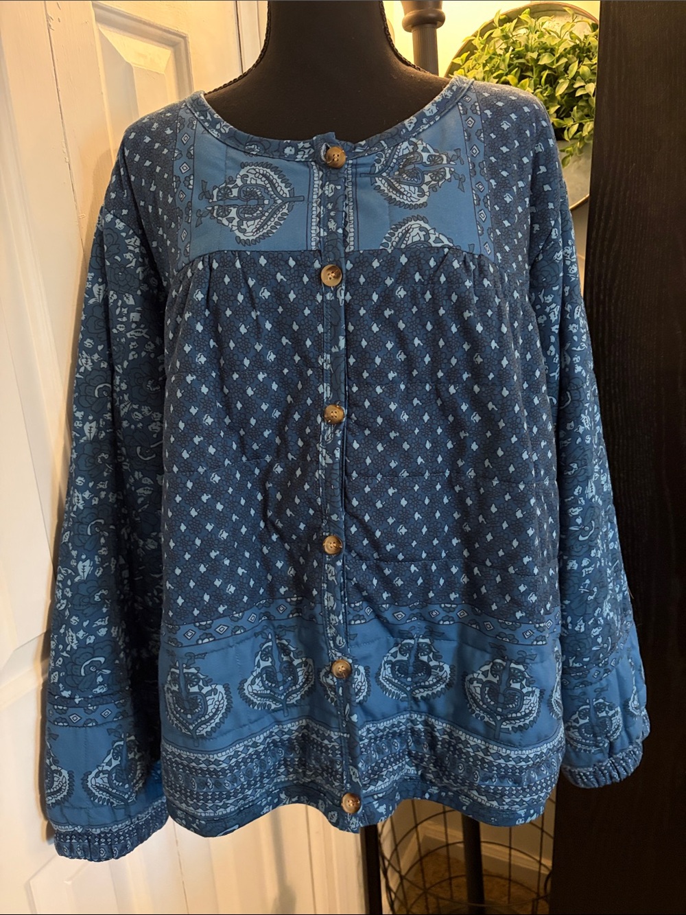 Polagram Blue Quilted Paisley Patterned Jacket